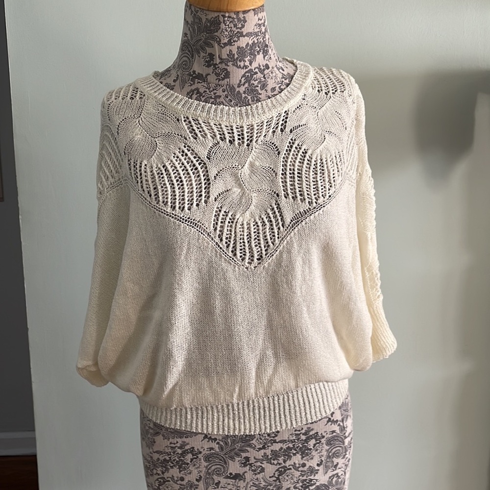 Revolve d.RA Acer sheer 3/4 length sleeve sweater - Picture 5 of 8